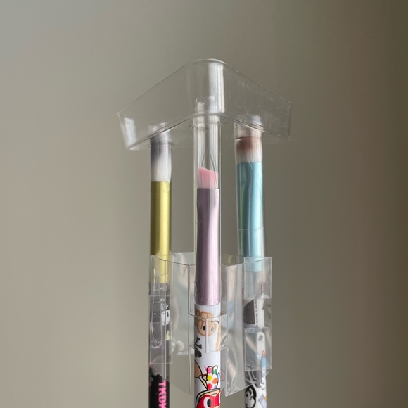 🌟SALE🌟 BNIB Tokidoki x Sephora Pittura Brush Set, Multicolour - Picture 6 of 8
